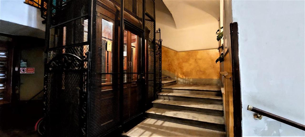 Tribvni Plebis Apartment Рим Экстерьер фото